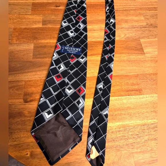 Givenchy Gentleman Geometric Patterned Tie - Picture 5 of 5